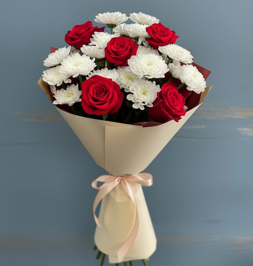 Букет цветов из: Розы и Хризантемы в Шахтёрске