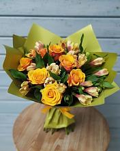 Букет цветов из:  Альстромерии и Розы в Шахтёрске