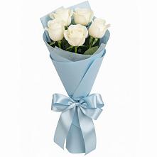 Букет 5 Белых роз Проуд в Шахтёрске