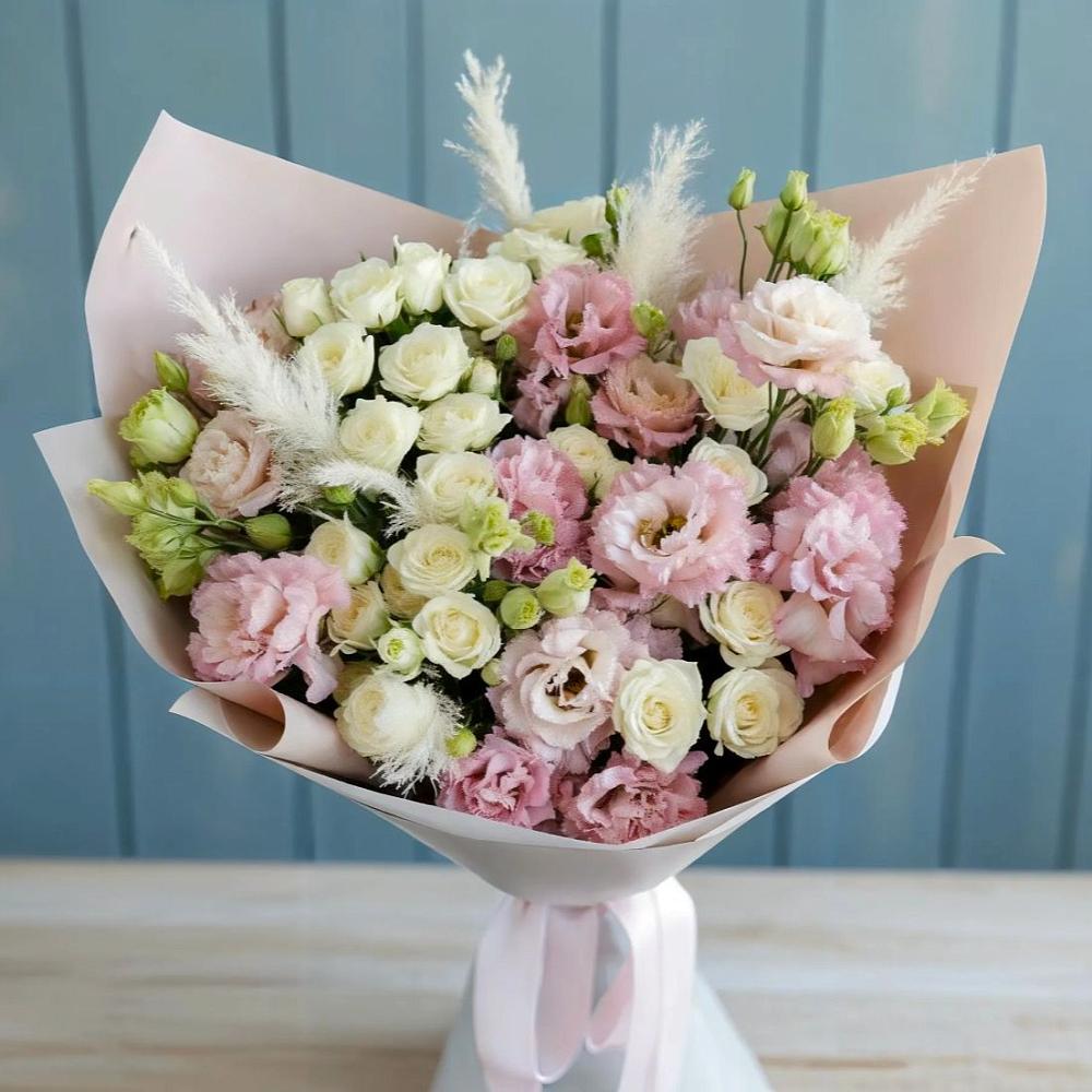 Букет цветов из: Альстромерии и Розы в Шахтёрске