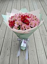 Букет цветов из:  Альстромерии в Шахтёрске
