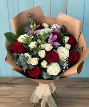 Букет цветов из:  Розы и Альстромерии в Шахтёрске