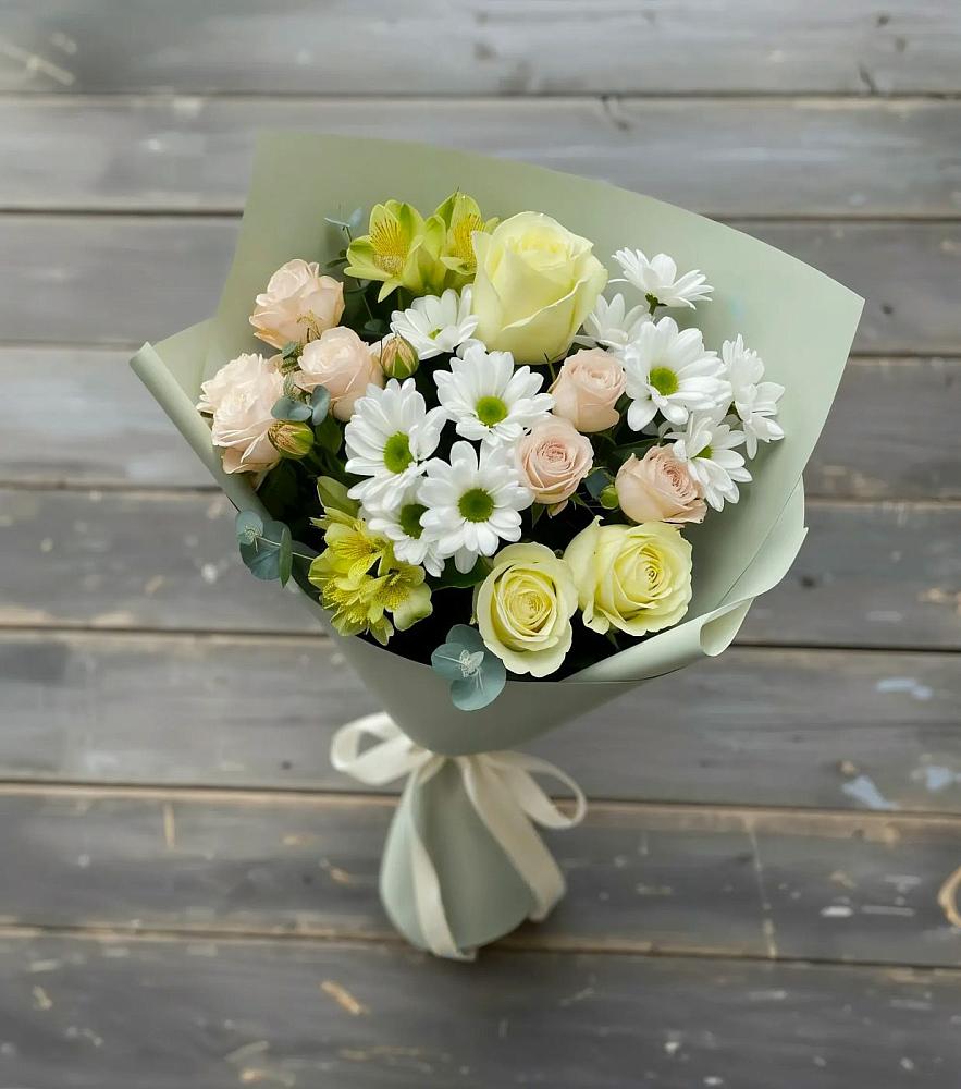 Букет цветов из: Альстромерии, Розы и Хризантемы в Шахтёрске