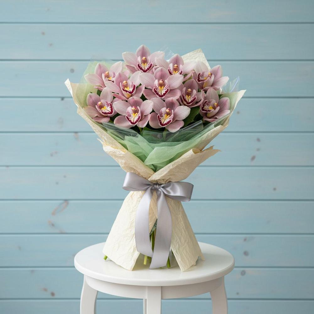 Букет цветов из: Орхидеи и Розы в Шахтёрске