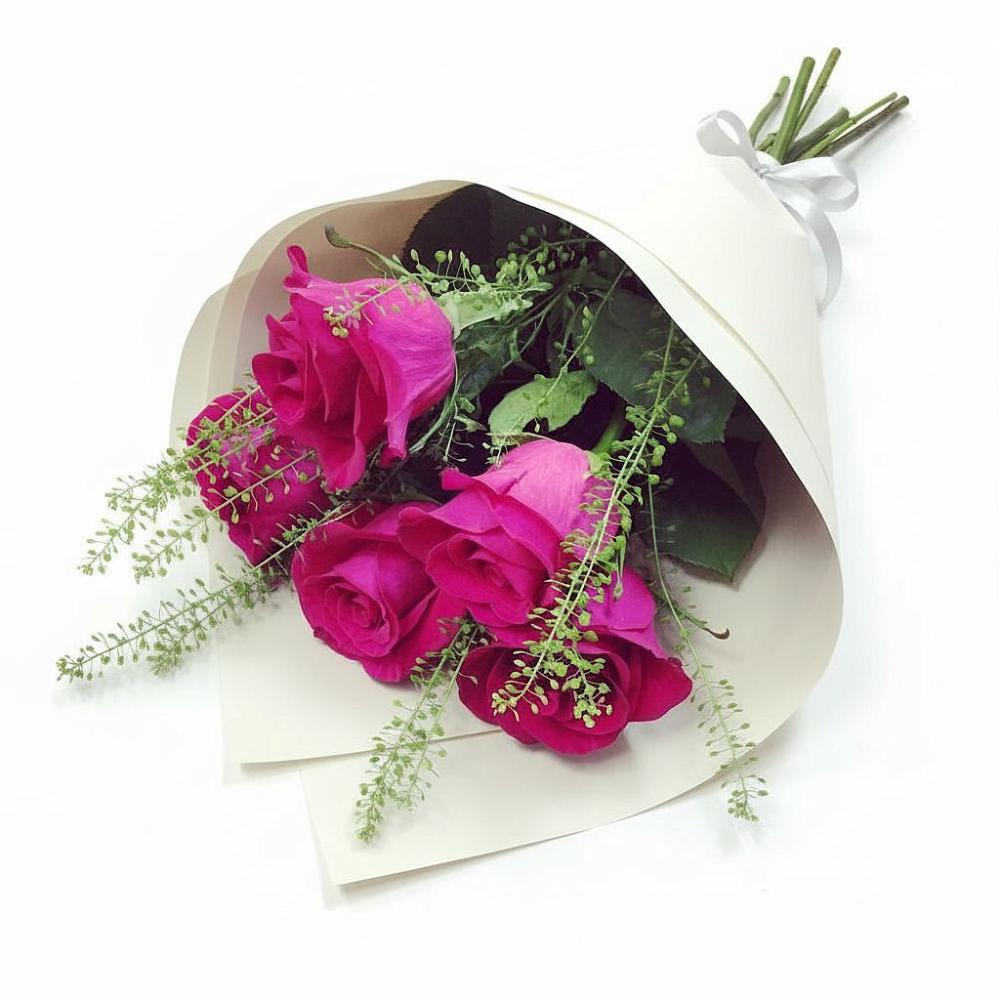 Букет цветов из: Розы в Шахтёрске