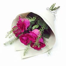 Букет цветов из:  Розы в Шахтёрске
