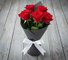 Букет 5 Красных роз Эдлесс Лав #REPLACE_PRED# Шахтёрске