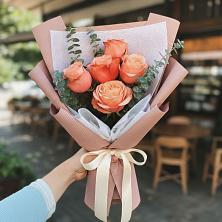 Букет цветов из:  Розы в Шахтёрске