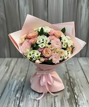 Букет цветов из:  Гвоздики, Розы и Хризантемы в Шахтёрске