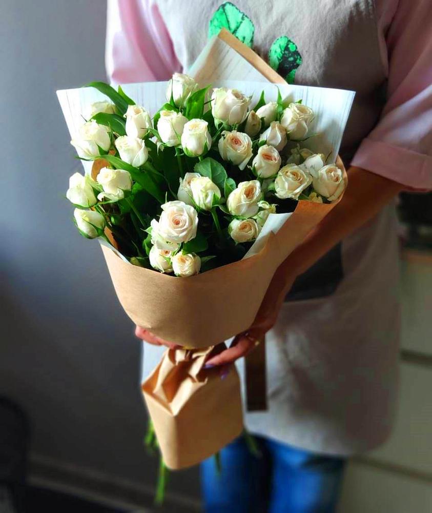 Букет цветов из: Розы в Шахтёрске