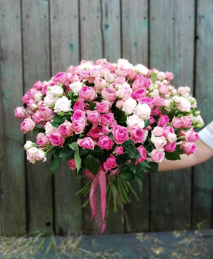 Букет Розовые кустовые розы Натали и Лав Лидия в Шахтёрске