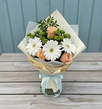Букет цветов из:  Герберы, Розы и Хризантемы в Шахтёрске