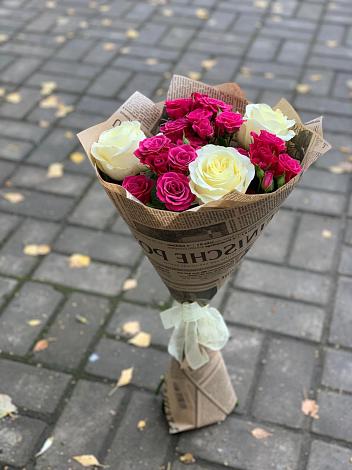 Букет цветов из: Розы в Шахтёрске