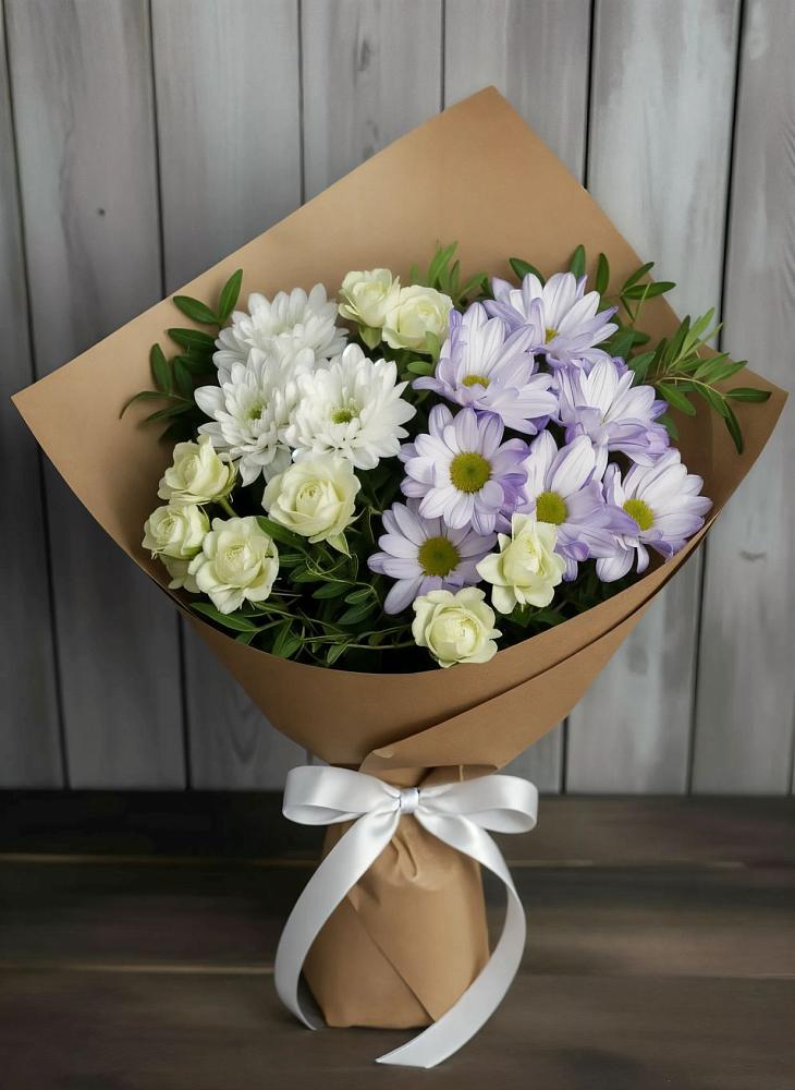 Букет цветов из: Хризантемы и Розы в Шахтёрске